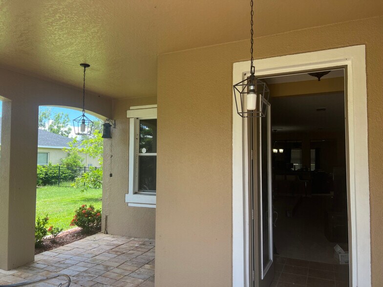 Building Photo - 5406 Sandy Shell Dr