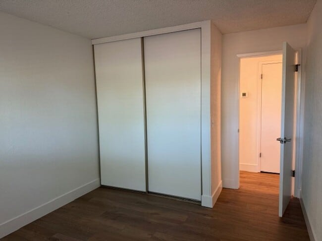 Building Photo - For Rent – Charming 2-Bedroom Home in Rinc...