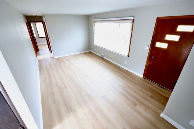 Building Photo - 2076 Congo St