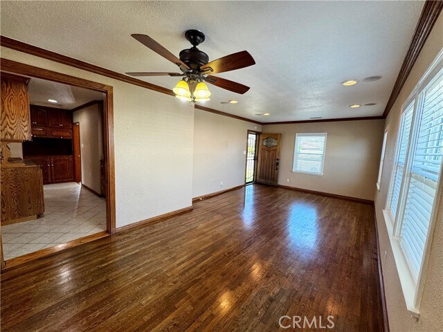 Building Photo - 14414 Studebaker Rd