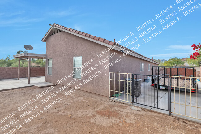 Building Photo - 3408 N Green Gulch Ct