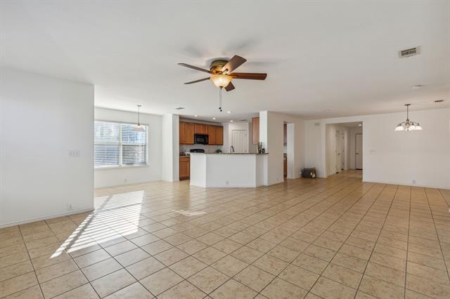Building Photo - 15944 Avenel Way