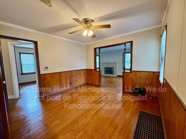 Building Photo - 7839 Robinson St