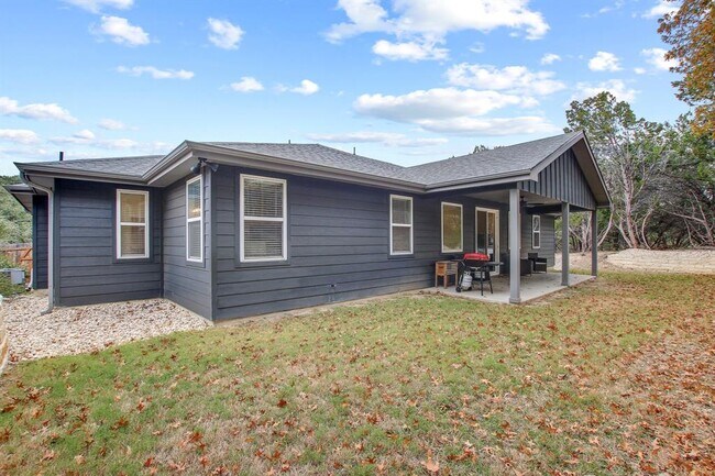 Building Photo - 6509 Shady Ln