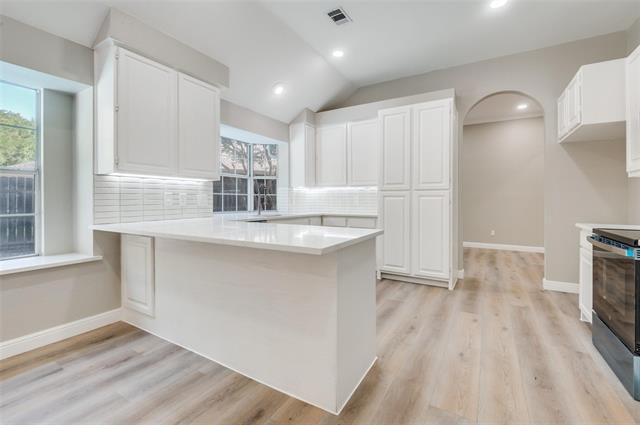 Building Photo - 517 Aurora Ct