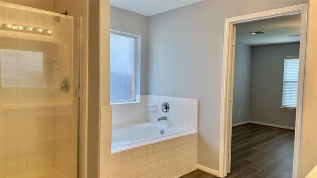Building Photo - 24822 Cobble Canyon Ln