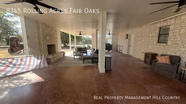 Building Photo - 8345 Rolling Acres Trail