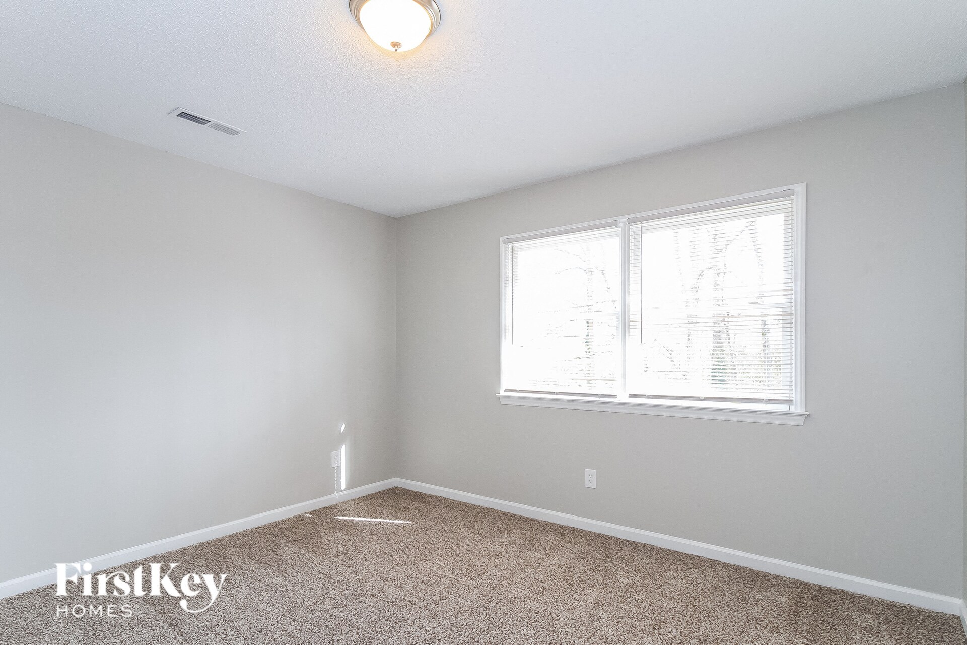 Building Photo - 3110 Glenshire Dr