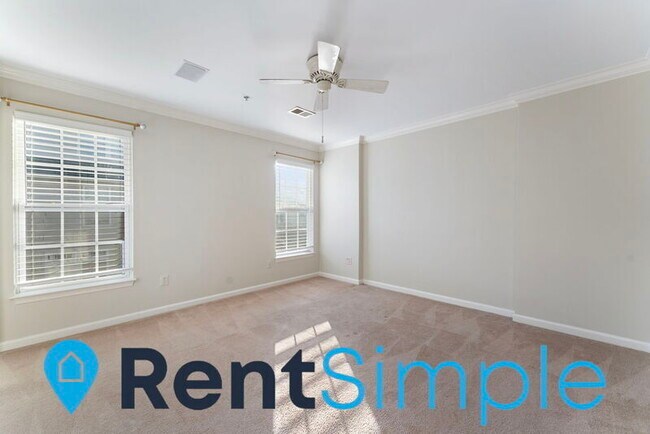 Building Photo - 3631 Madison Ln