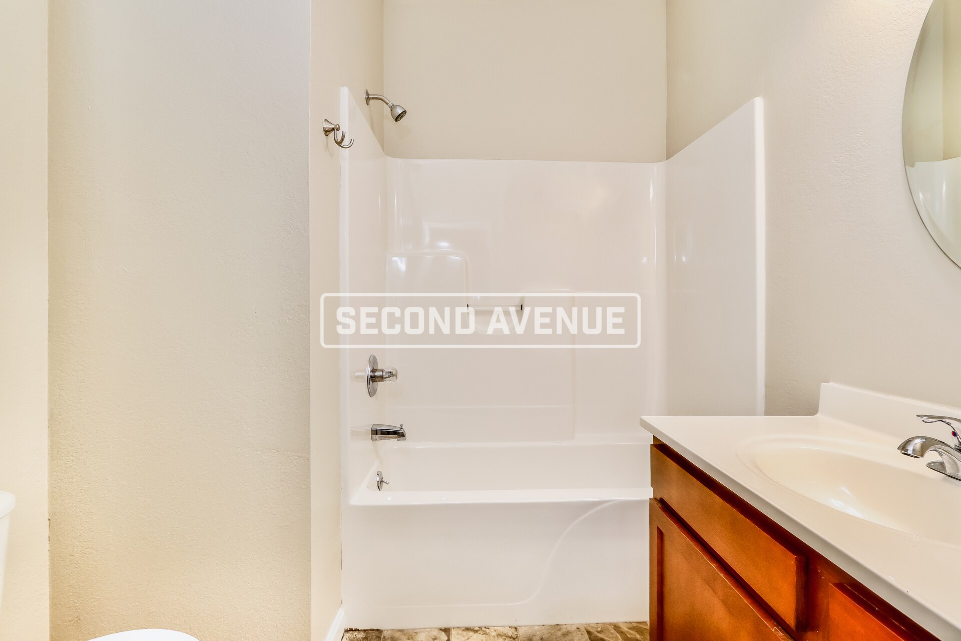 Building Photo - 3823 River Park Dr