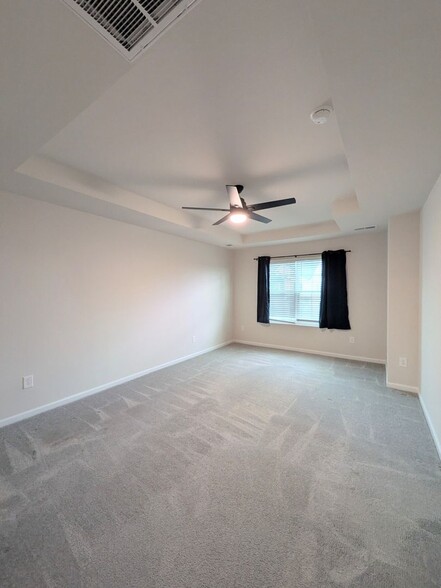 Building Photo - 266 E Compass Wy