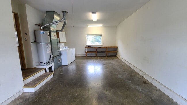 Building Photo - Borseth Street