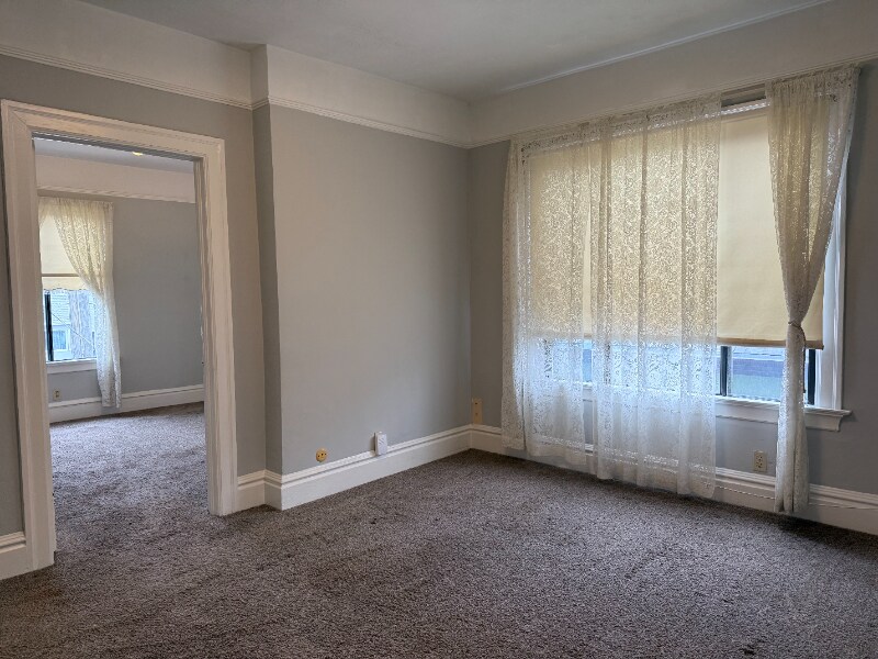 Building Photo - 215 Pacific Ave