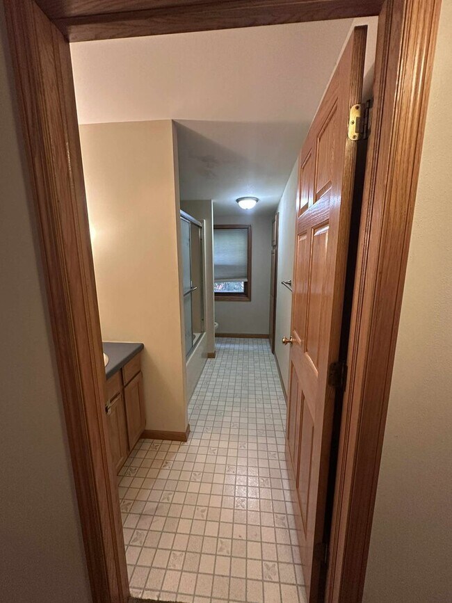 Building Photo - Click the “Apply Now” button or email wapmrentals@gmail.com for a prompt response.