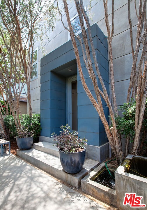 Building Photo - 757 Milwood Ave