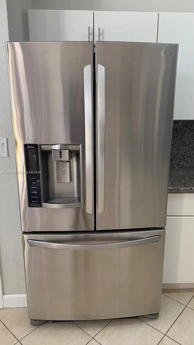 Building Photo - 7655 NW 116th Ave