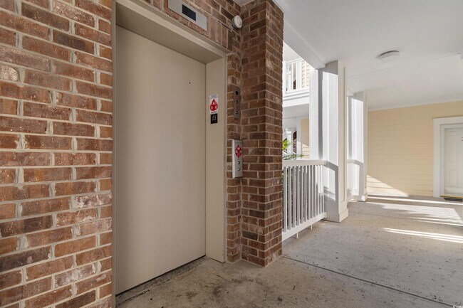 Building Photo - 4891 Luster Leaf Cir