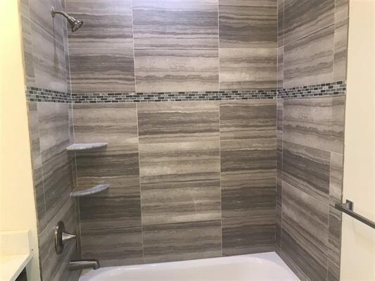 Building Photo - 186-194 Broadway