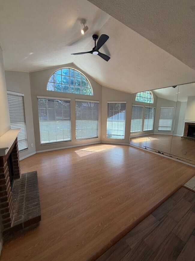 Building Photo - 949 Bird Bay Ct