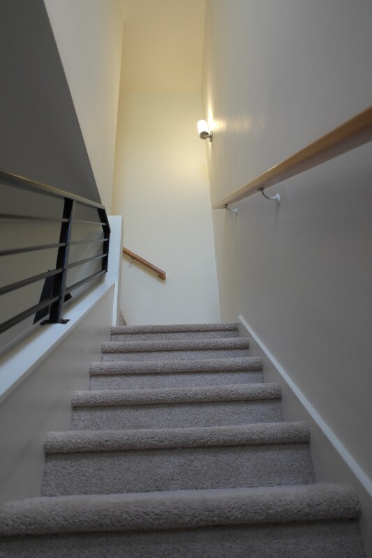 Building Photo - 1605 South Main St