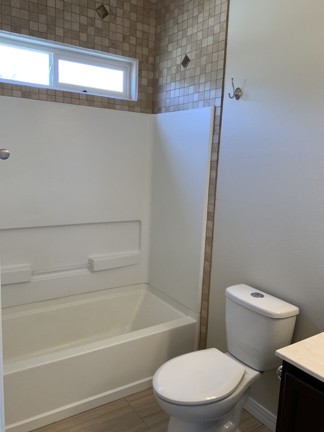 Building Photo - 3425 Old Mill Rd