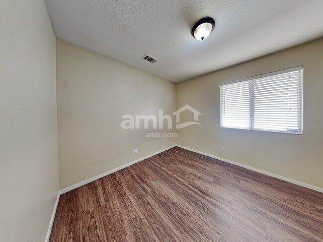 Building Photo - 5752 Taj Mahal Dr