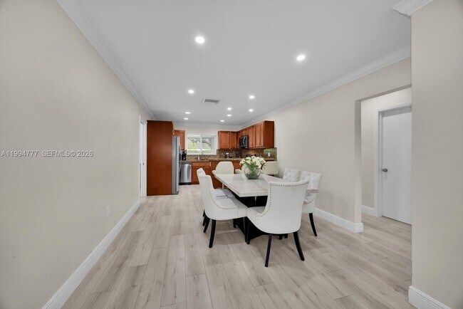 Building Photo - 11403 SW 81st Rd