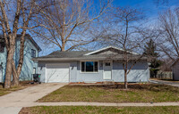Building Photo - 411-413 Opal Circle - 413