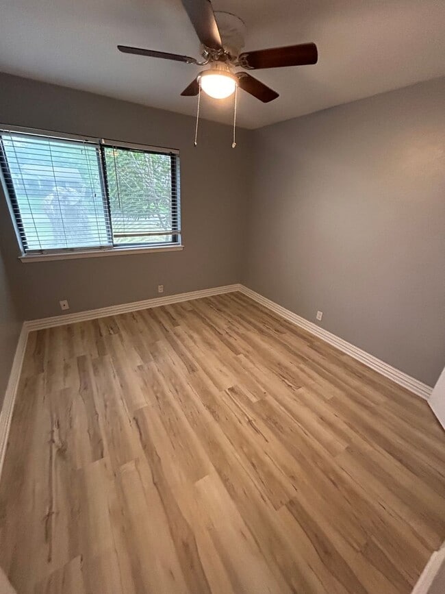 Building Photo - Interested in this home? You clearly have exceptional taste!