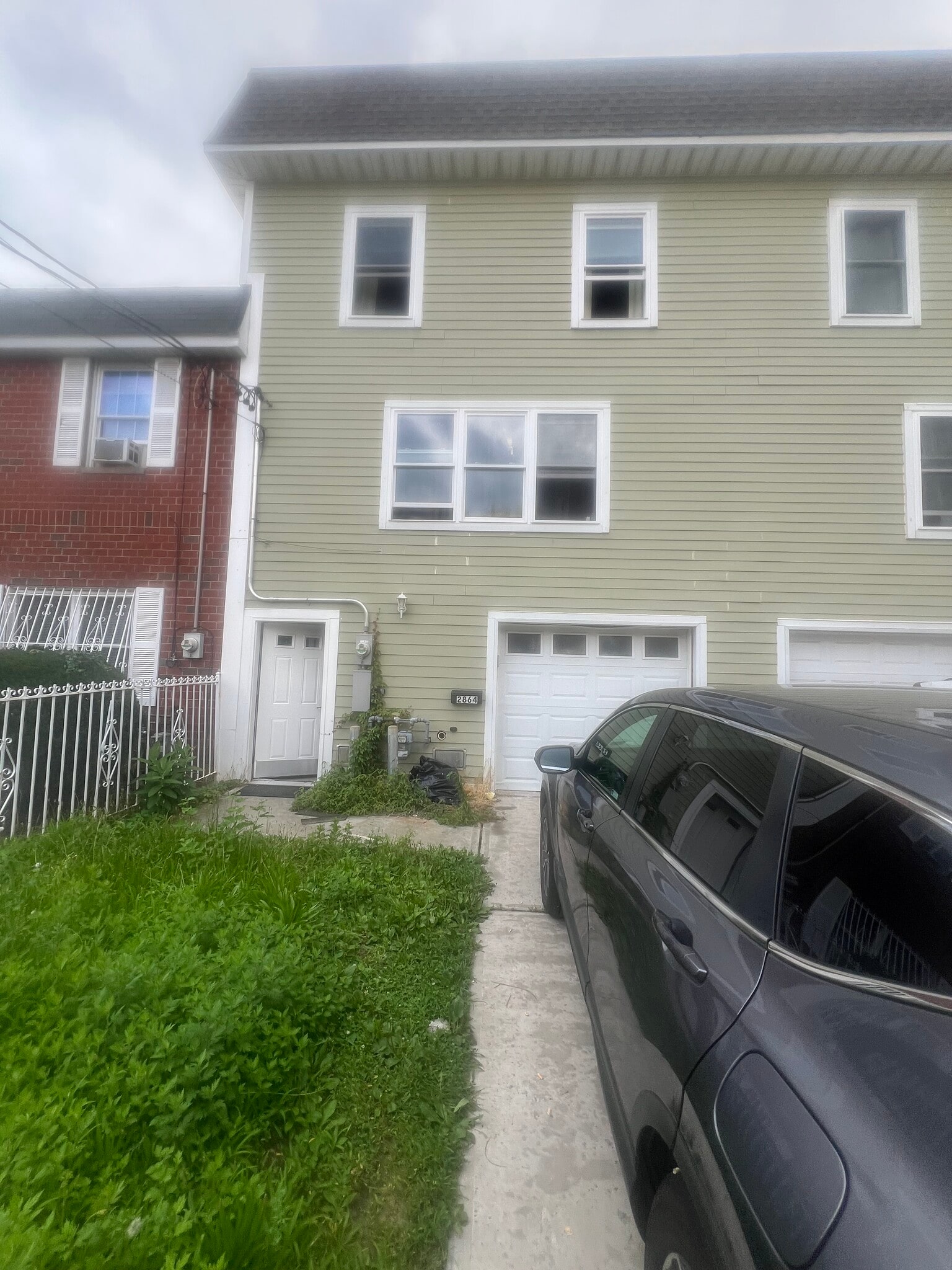 Building Photo - 2864 W 36th St