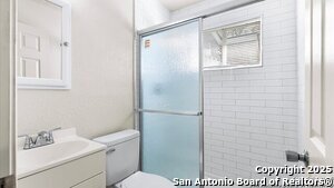 Building Photo - 338 N San Horacio Ave