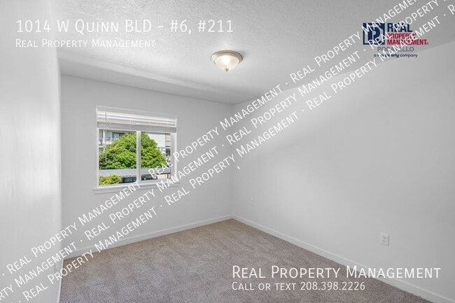 Building Photo - 1014 W Quinn Rd