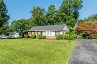 Building Photo - 530 Ridgeley Ln