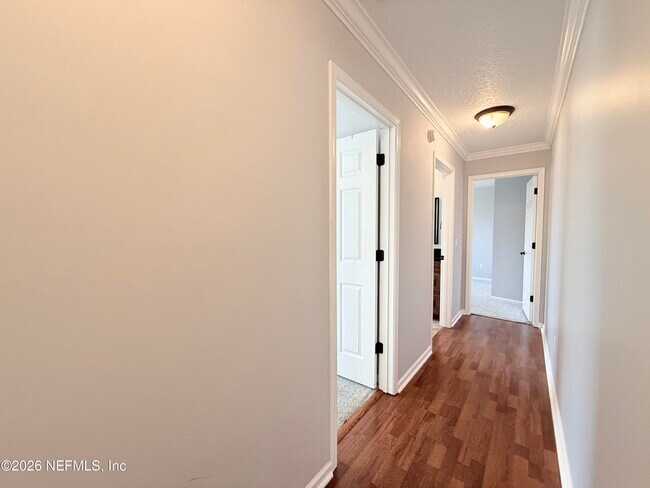 Building Photo - 11411 Kingsley Manor Way