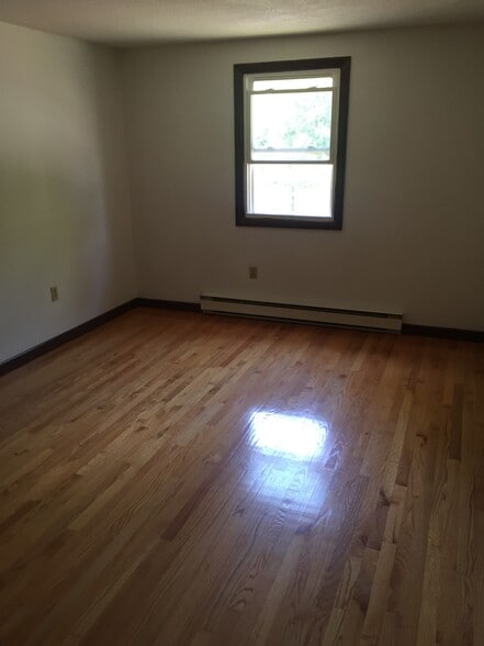 Building Photo - 167 South St