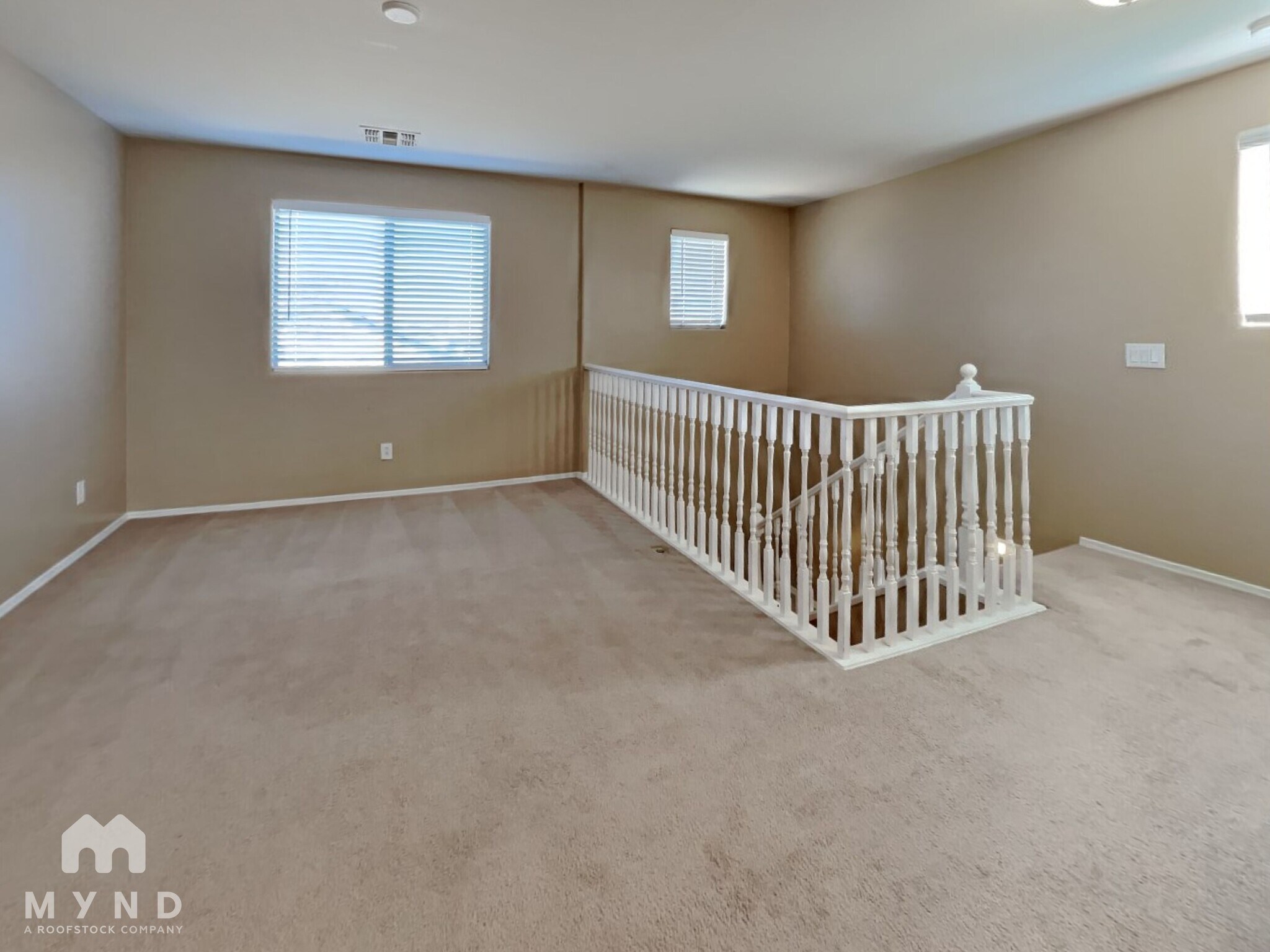 Building Photo - 4732 W Dill Ave