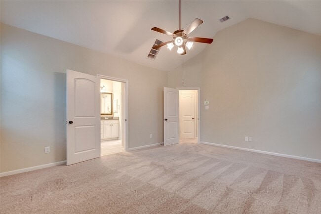 Building Photo - 220 Cheswood Forest Dr