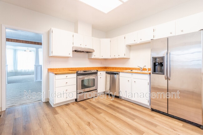 Building Photo - 1719 N 9th St