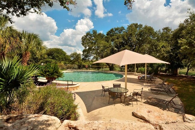 Building Photo - 4200 Canyon Glen Cir