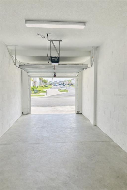 Building Photo - 8271 Cor Pne Wy