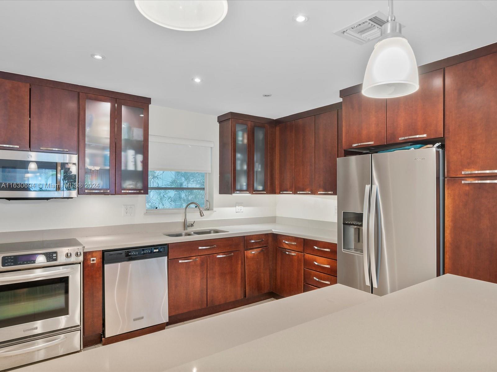 Building Photo - 6315 Cellini St