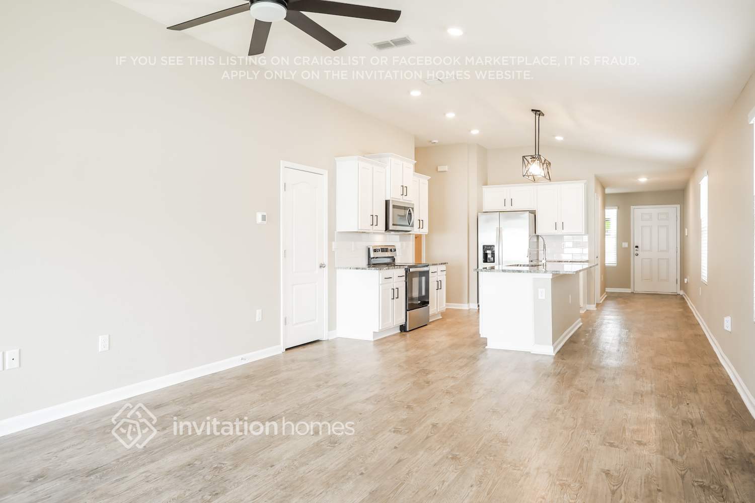 Building Photo - 2219 Willow Gln Ln