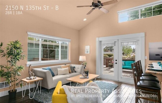 Building Photo - 2150 N 135th St