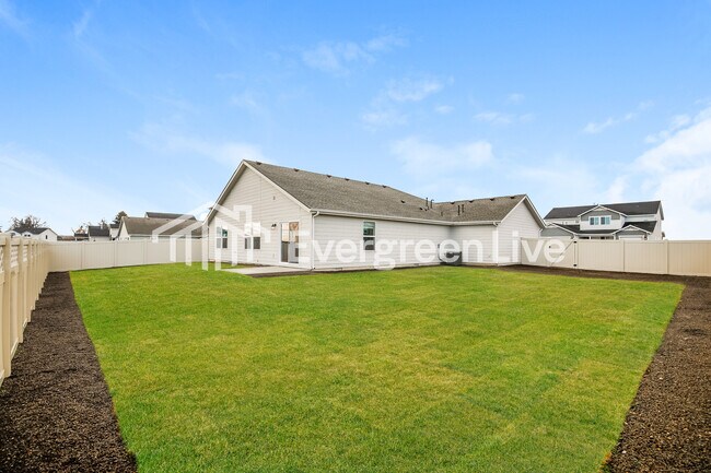 Building Photo - 15176 Nimbus Way