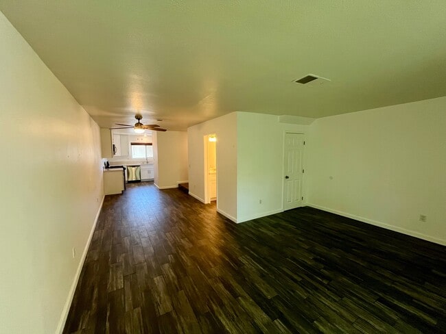 Building Photo - 4265 Mesa Vista Way
