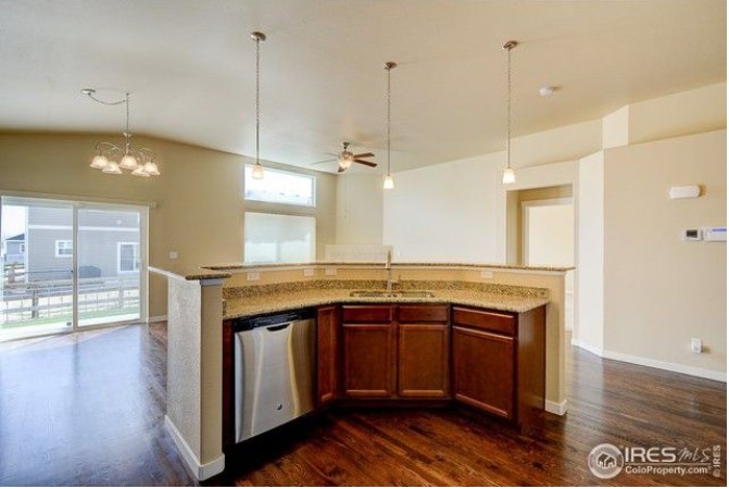 Kitchen 4 - 3078 Nebula Ct