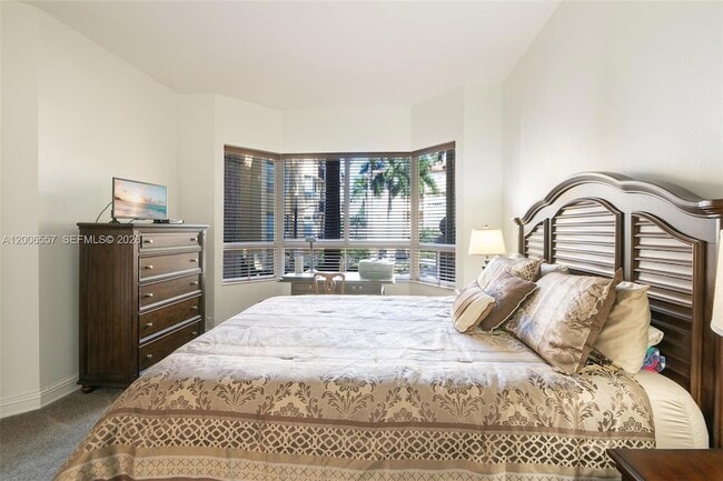 Building Photo - 16101 Emerald Estates Dr