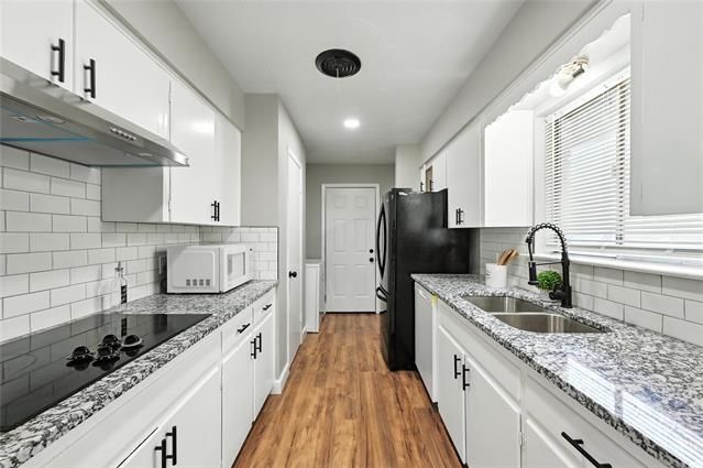 Building Photo - 214 Dorris Dr