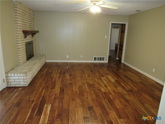 Building Photo - 1603 S 2nd St