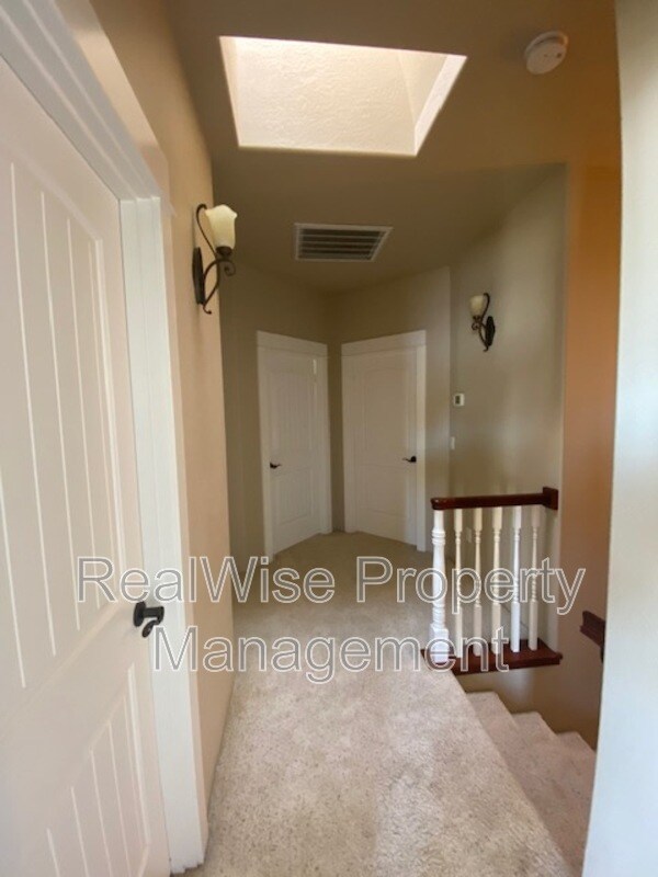 Building Photo - 1151 Rustler Peak St